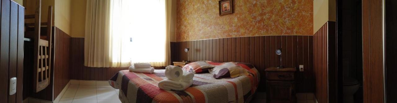 Mitru Express Tupiza Hotel Buitenkant foto