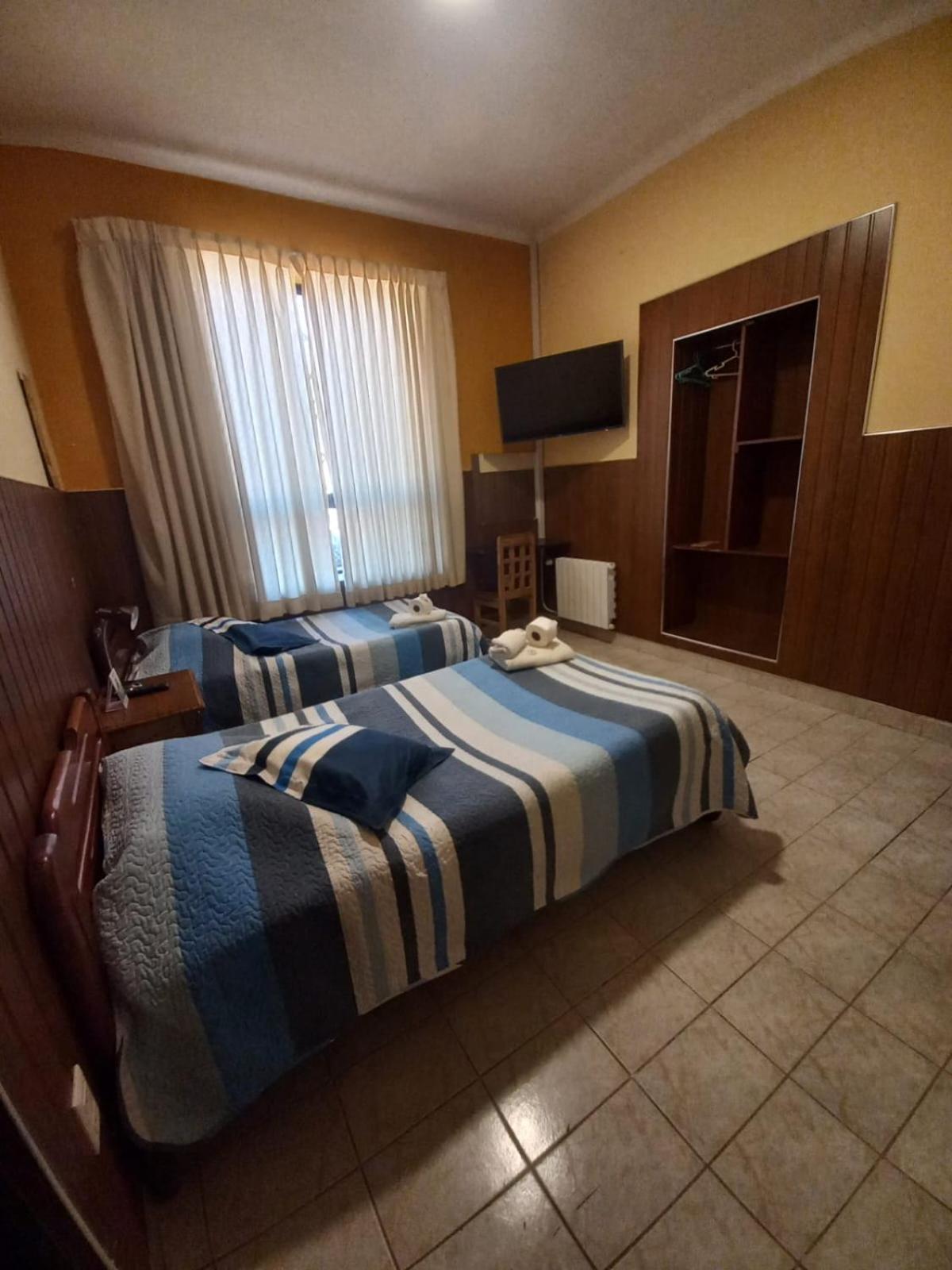 Mitru Express Tupiza Hotel Buitenkant foto