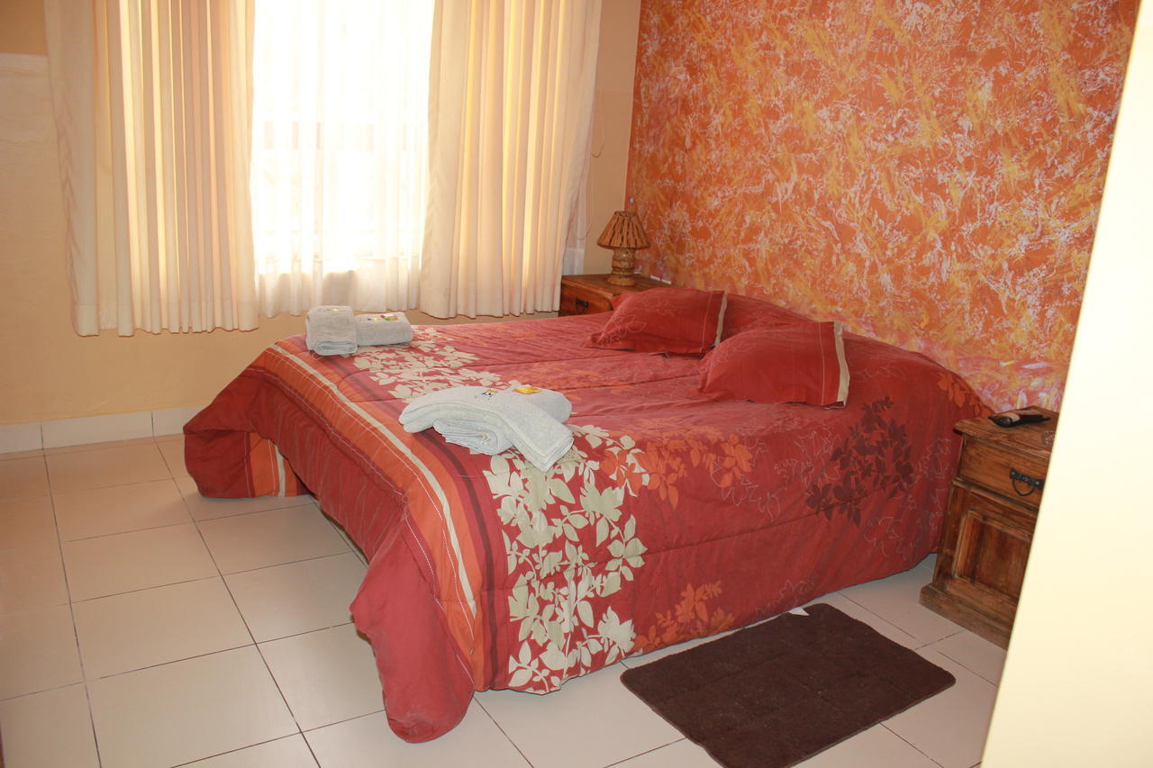 Mitru Express Tupiza Hotel Kamer foto